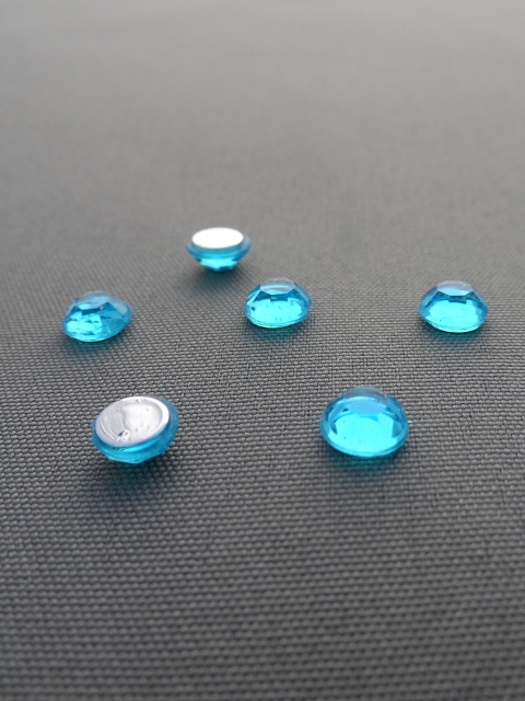 Bild Chatonrosen azurblau Acryl 4mm 500Stk